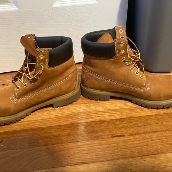 Timberland boots size 10.5 new , no stretches no scuffs. NEED THEM GONE ASAP! main image 5